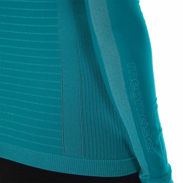 Megmeister Women's Winter Drynamo Baselayer High Neck
